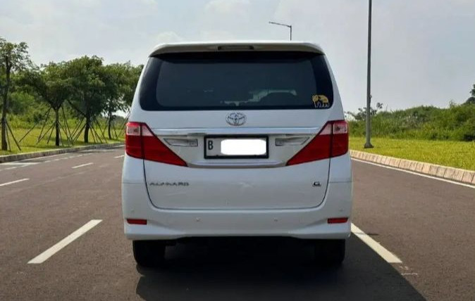 2012 Toyota Alphard 2012 Toyota Alphard