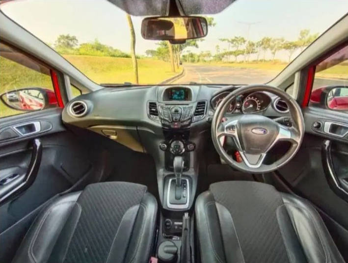 2014 Ford Fiesta  1.5L AT S 1.5L AT S tua