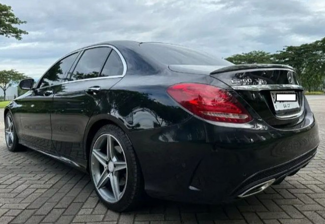 2015 Mercedes Benz C-Class Sedan 2015 Mercedes Benz C-Class Sedan