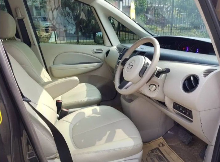 2015 Mazda Biante 2015 Mazda Biante