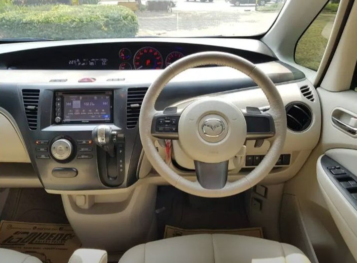 2015 Mazda Biante 2015 Mazda Biante