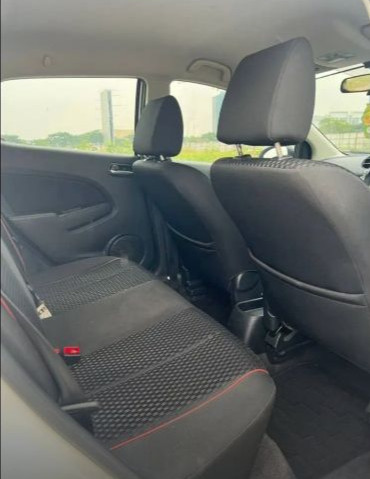 2013 Mazda 2 Sedan 2013 Mazda 2 Sedan