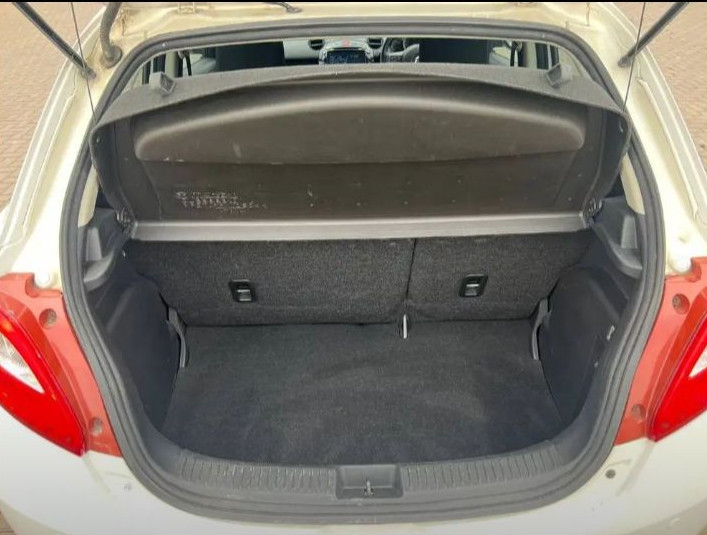 2013 Mazda 2 Sedan 2013 Mazda 2 Sedan