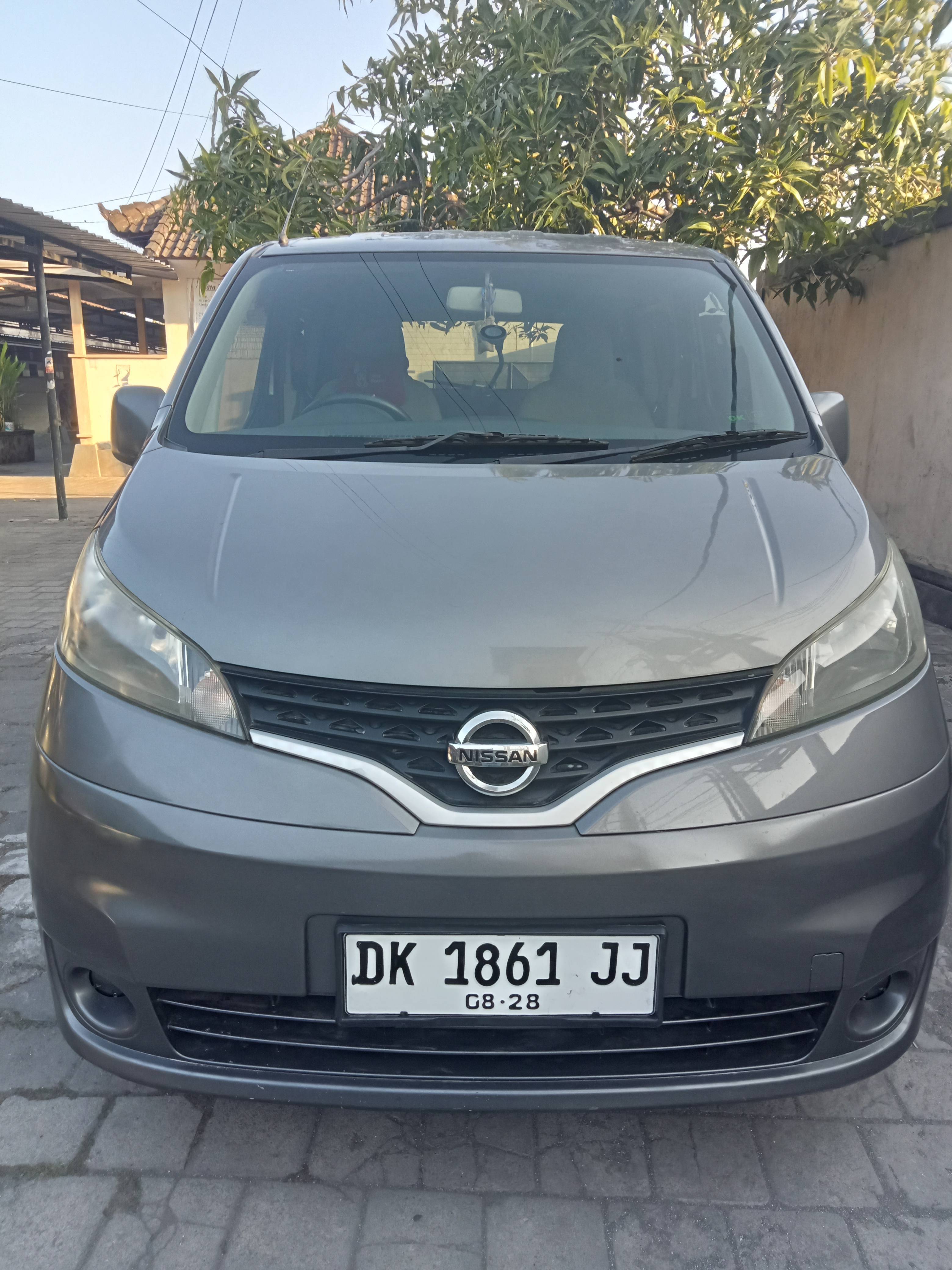 Second Hand 2014 Nissan Evalia 1.5 S MT