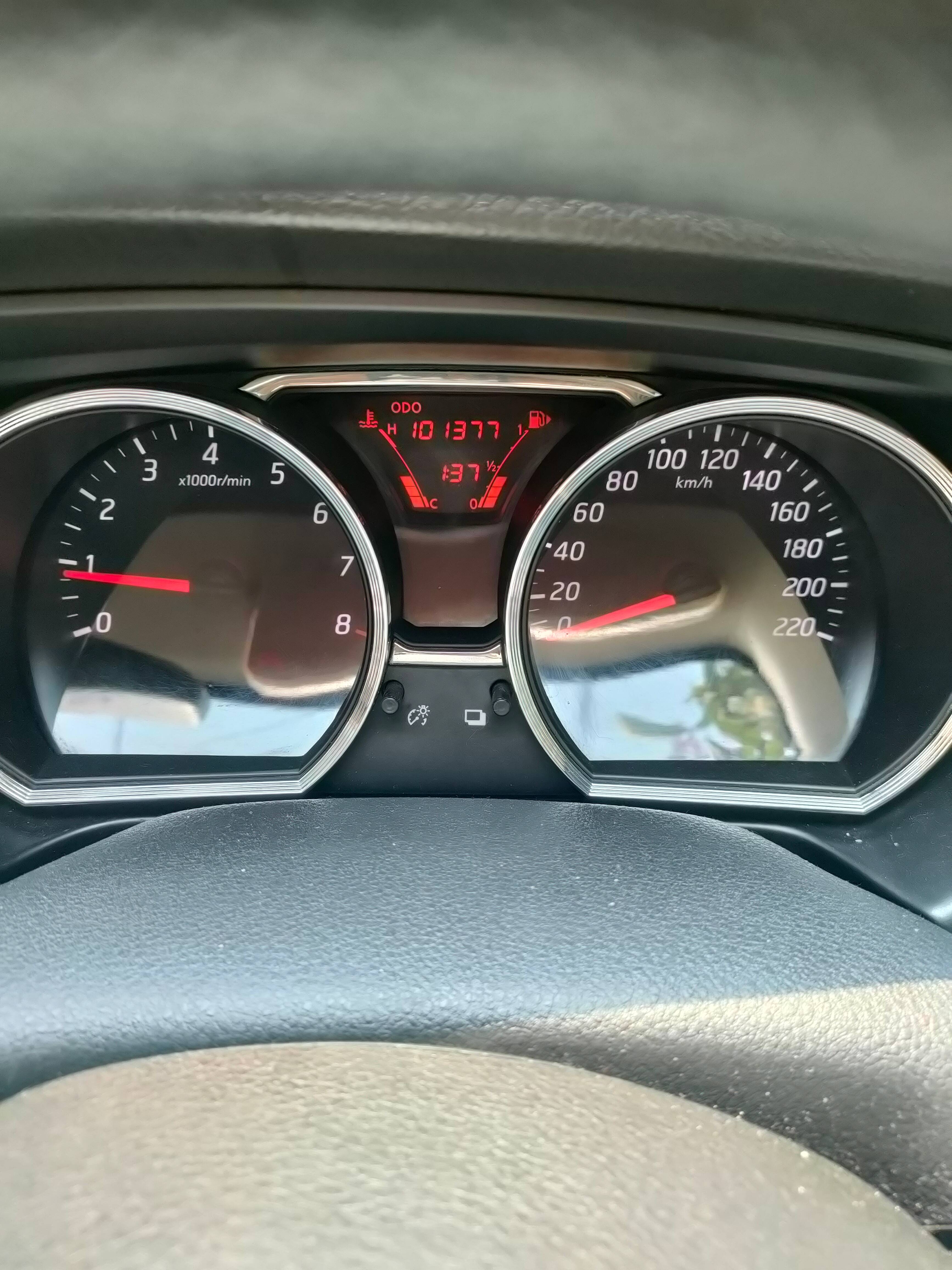 2016 Nissan Grand Livina 2016 Nissan Grand Livina