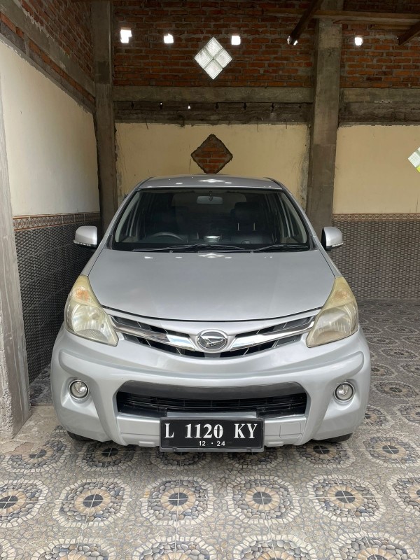 2014 Daihatsu Xenia