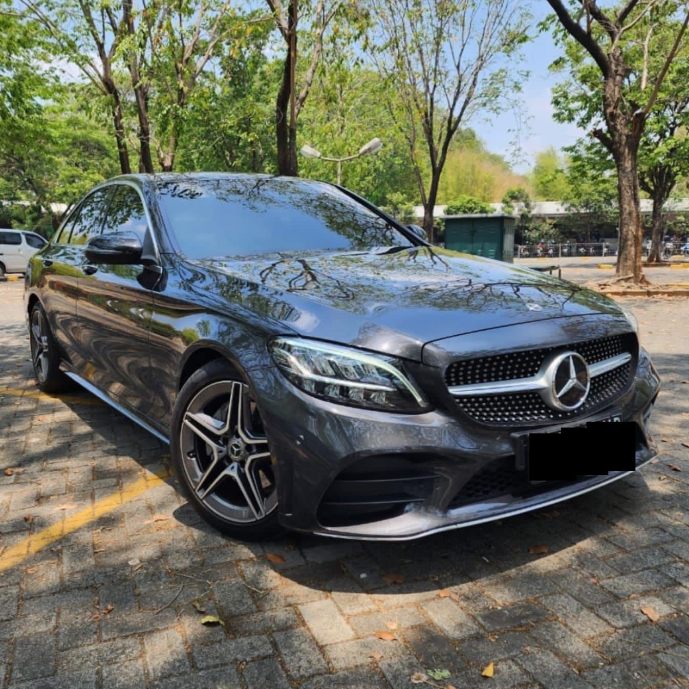 2020 Mercedes Benz C-Class Sedan 200 Edition Bekas 2020 Mercedes Benz C-Class Sedan 200 Edition Bekas