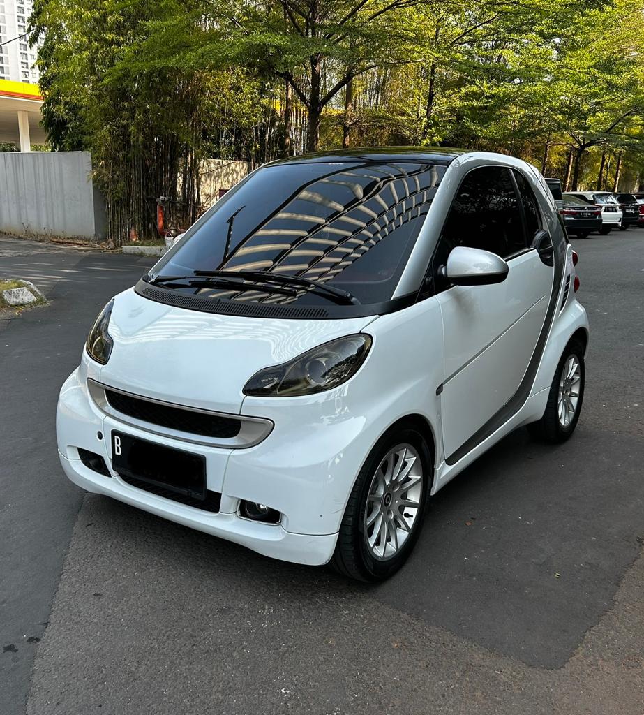 2011 Smart Fortwo COUPE PASSION A/T Bekas 2011 Smart Fortwo COUPE PASSION A/T Bekas