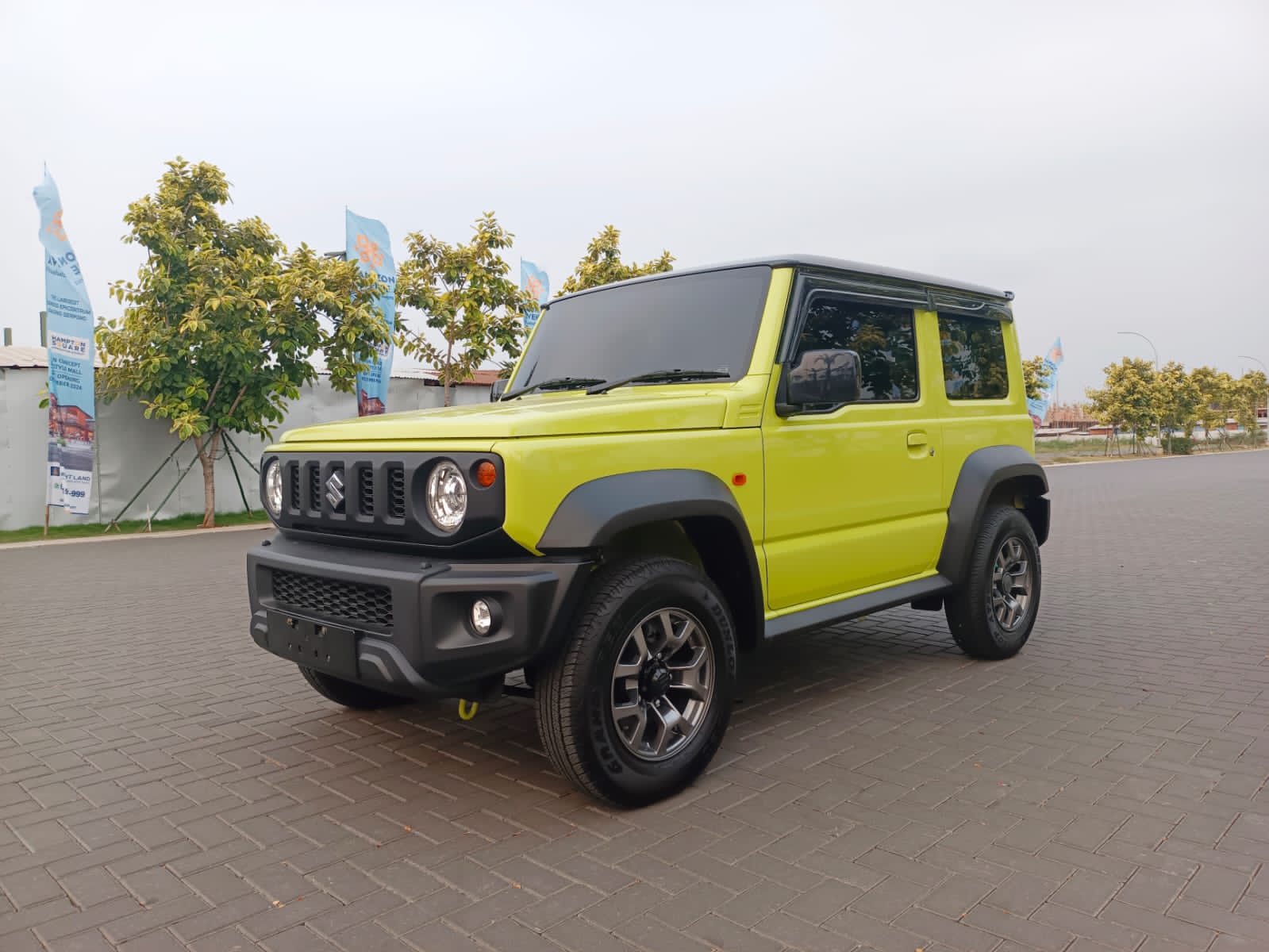 2019 Suzuki Jimny Two Tone AT Bekas 2019 Suzuki Jimny Two Tone AT Bekas