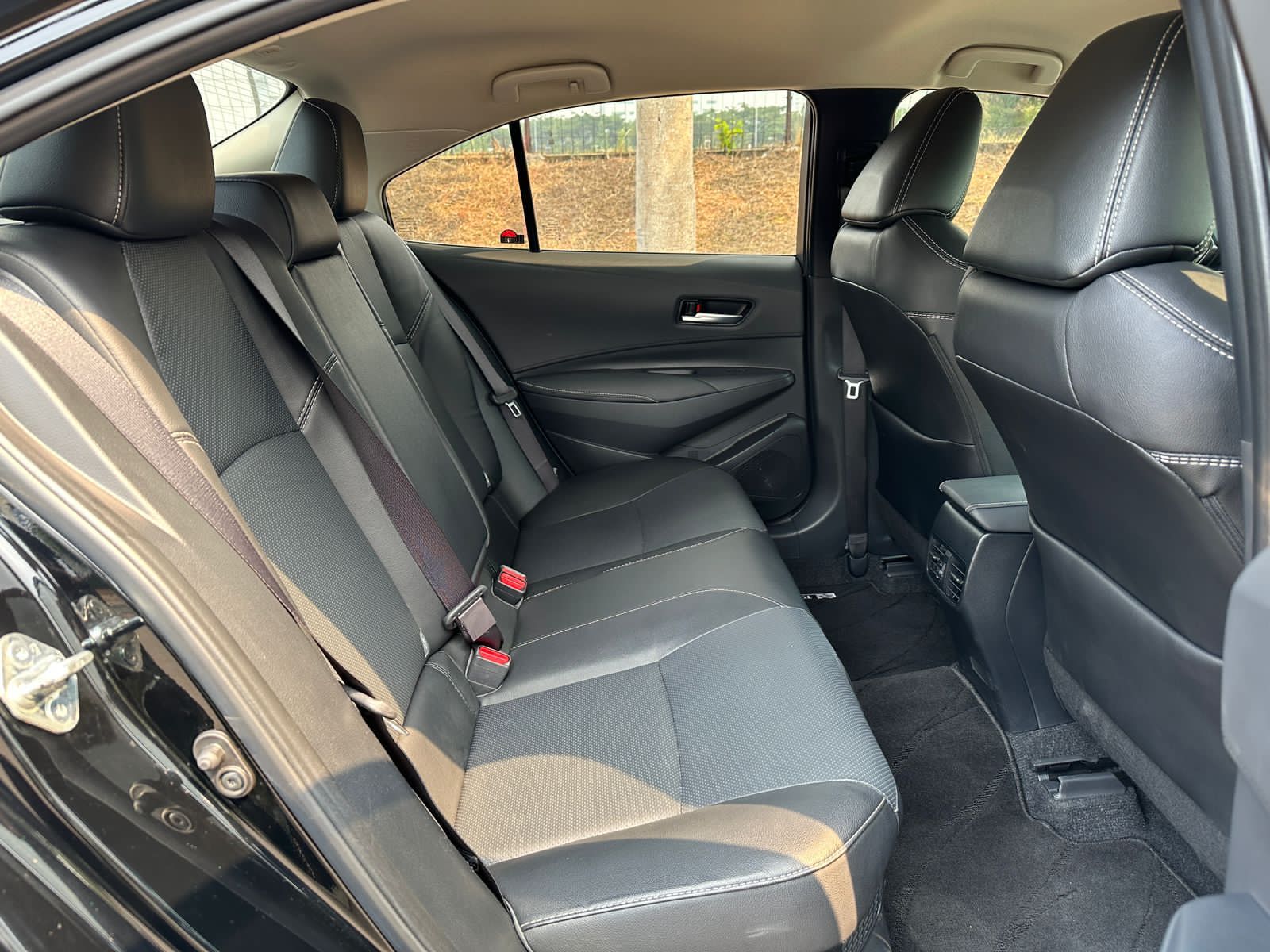 2021 Toyota Corolla Altis 1.8 HEV 2021 Toyota Corolla Altis 1.8 HEV