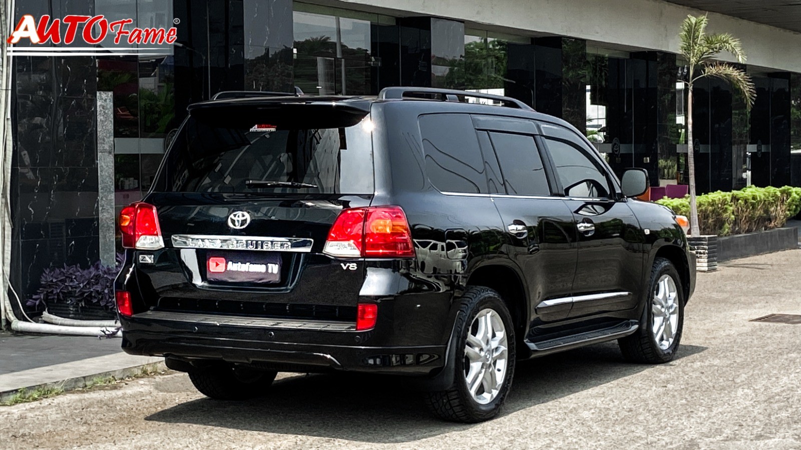 2010 Toyota Land Cruiser  2010 Toyota Land Cruiser