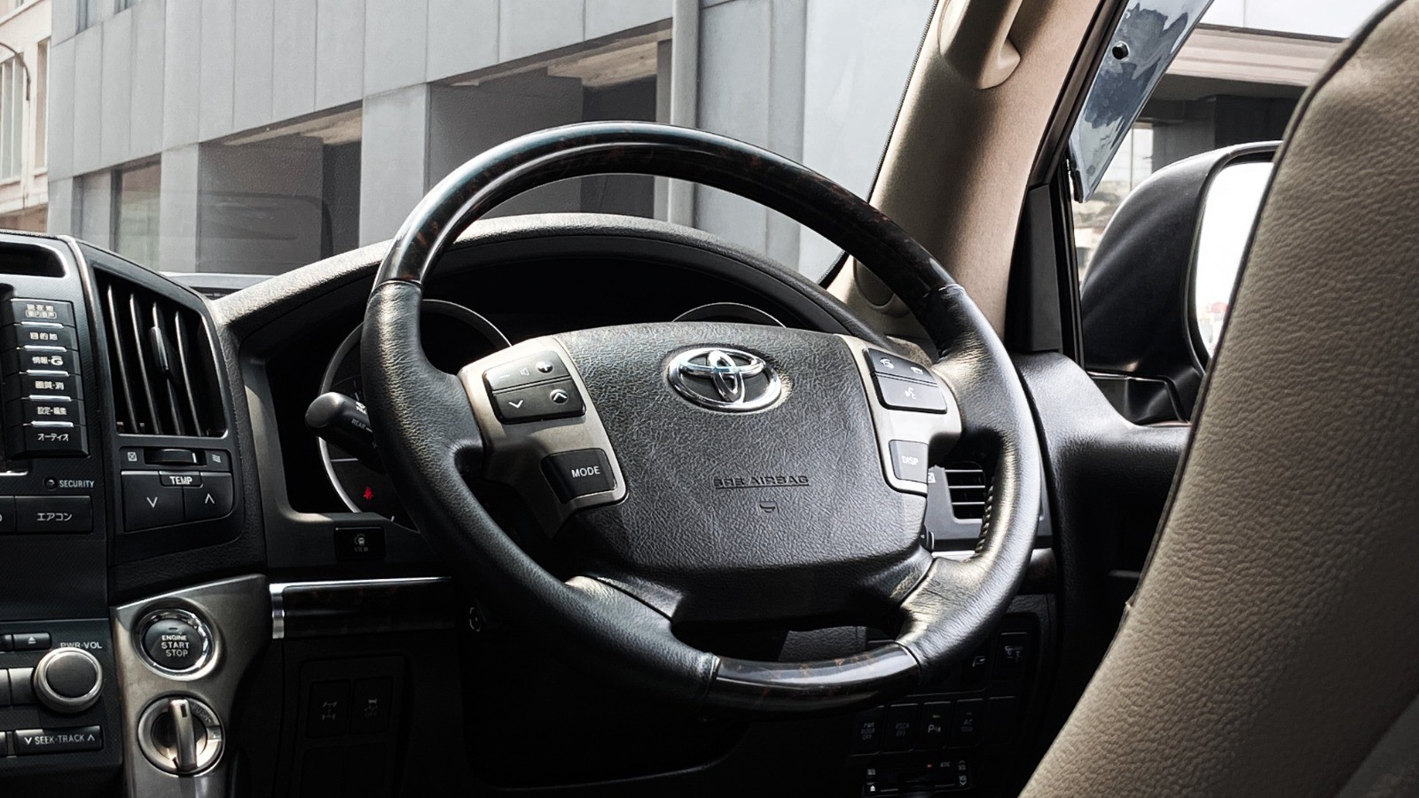 2010 Toyota Land Cruiser  2010 Toyota Land Cruiser