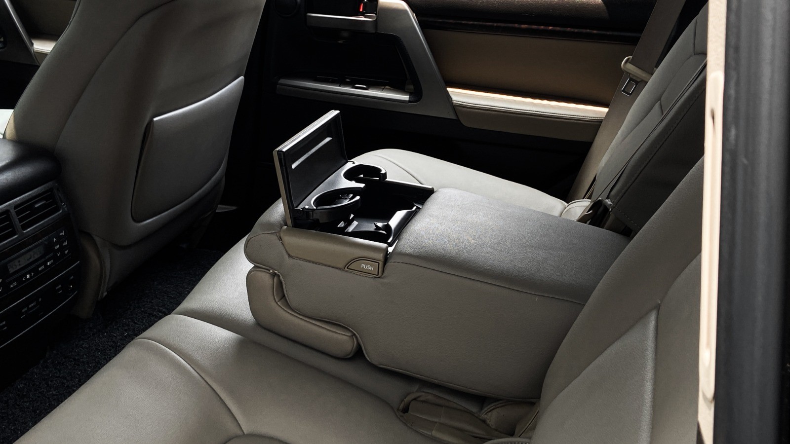 2010 Toyota Land Cruiser  2010 Toyota Land Cruiser