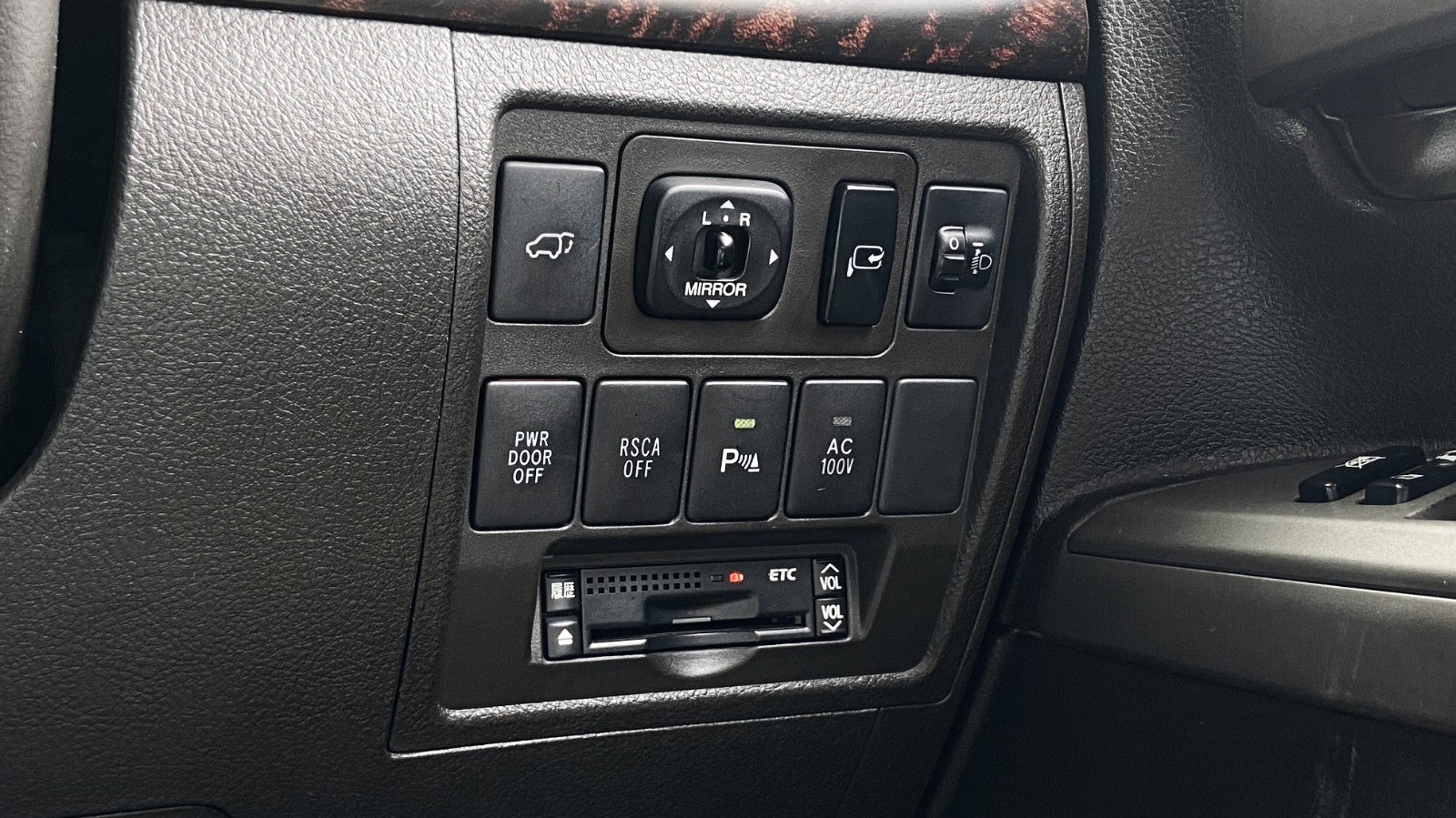 2010 Toyota Land Cruiser  2010 Toyota Land Cruiser