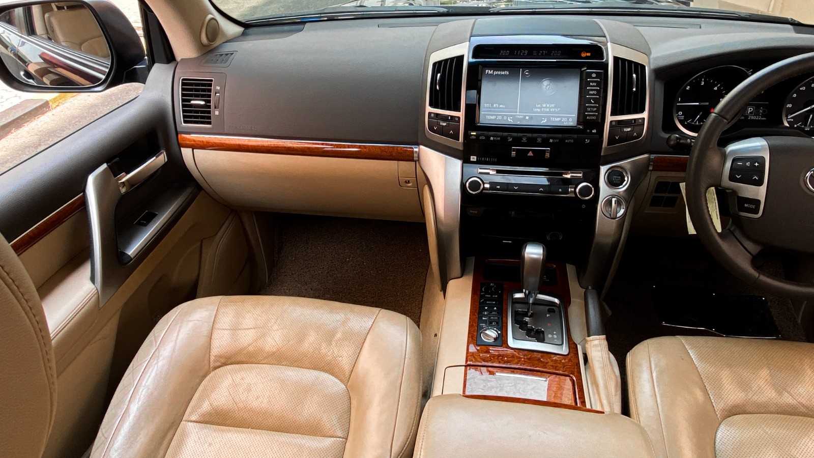 2013 Toyota Land Cruiser 2013 Toyota Land Cruiser