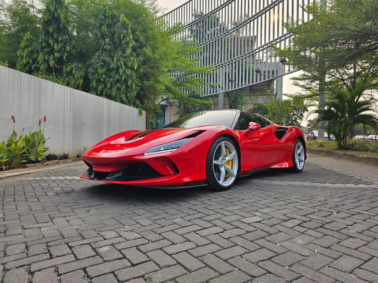 Used 2023 Ferrari F8 Spider 3.9L V8 3.9L V8