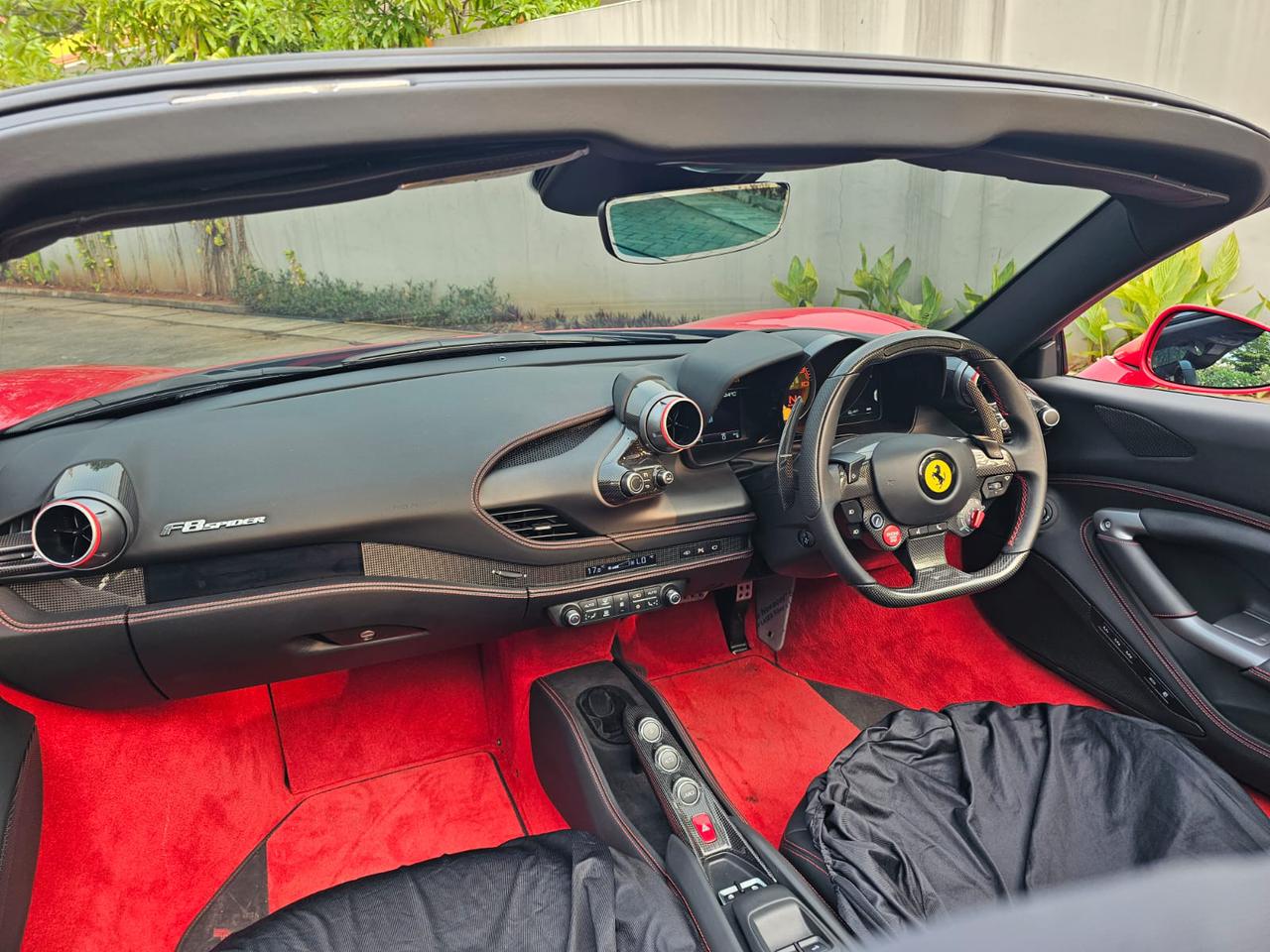 2023 Ferrari F8 Spider 3.9L V8 2023 Ferrari F8 Spider 3.9L V8