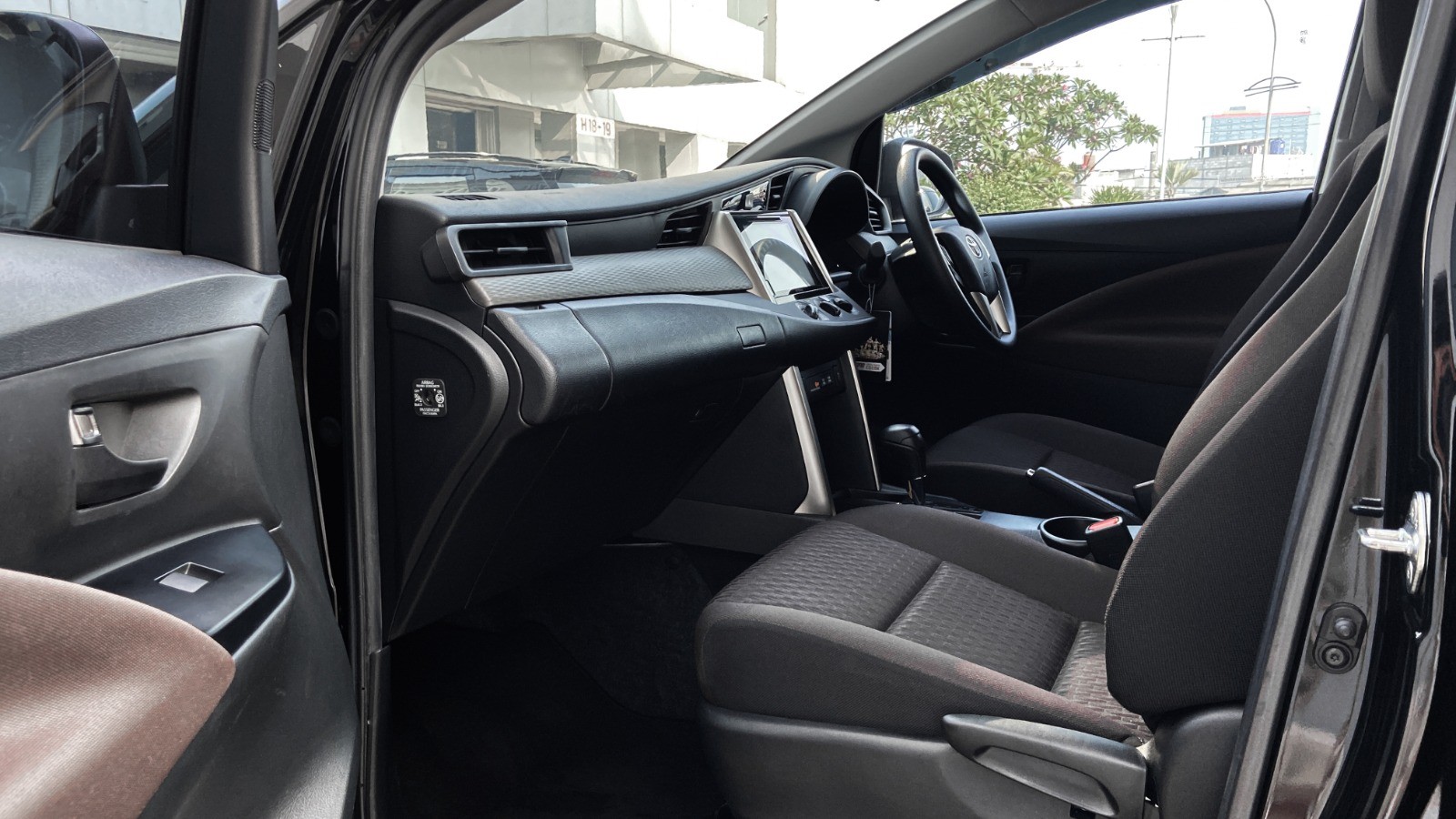 2022 Toyota Innova 2022 Toyota Innova