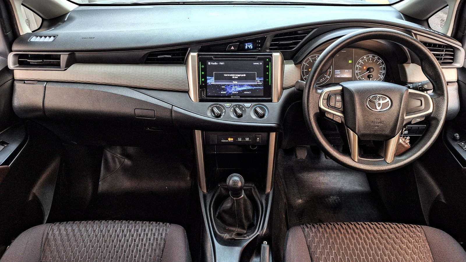 2021 Toyota Innova 2021 Toyota Innova