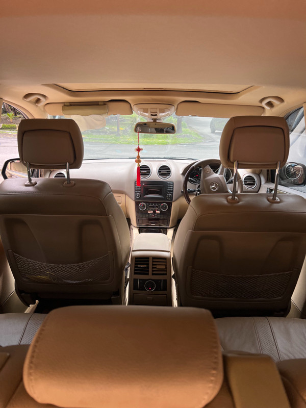 2010 Mercedes Benz ML-Class 2010 Mercedes Benz ML-Class