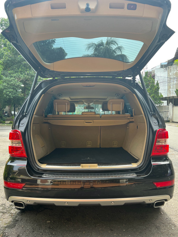 2010 Mercedes Benz ML-Class 2010 Mercedes Benz ML-Class