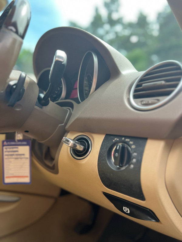 2010 Mercedes Benz ML-Class 2010 Mercedes Benz ML-Class