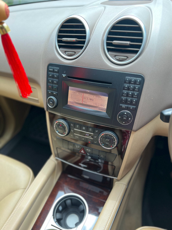 2010 Mercedes Benz ML-Class 2010 Mercedes Benz ML-Class