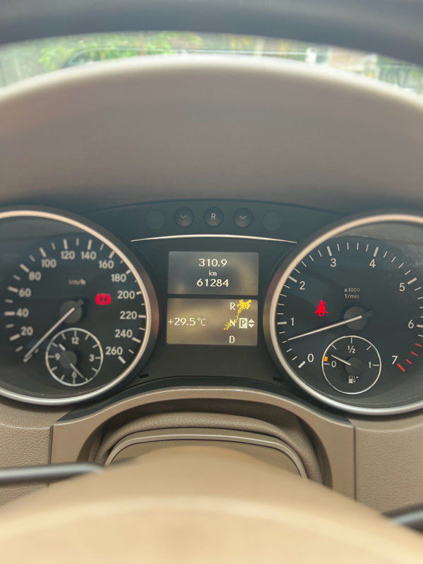 2010 Mercedes Benz ML-Class 2010 Mercedes Benz ML-Class