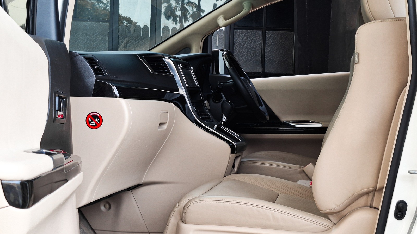 2012 Toyota Alphard 2012 Toyota Alphard