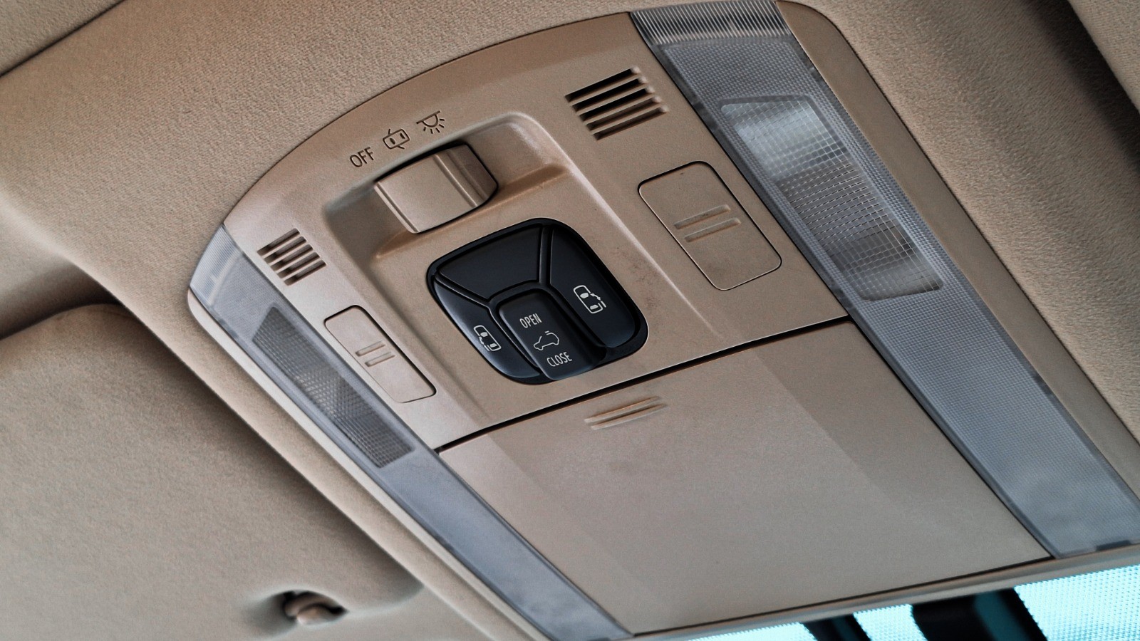 2012 Toyota Alphard 2012 Toyota Alphard