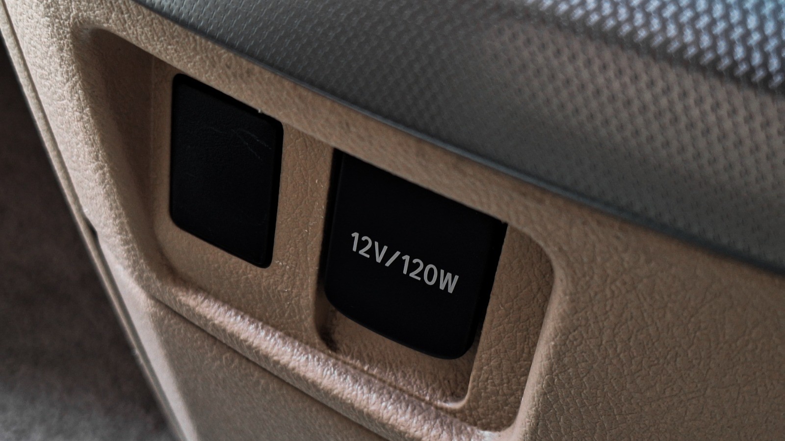 2012 Toyota Alphard 2012 Toyota Alphard