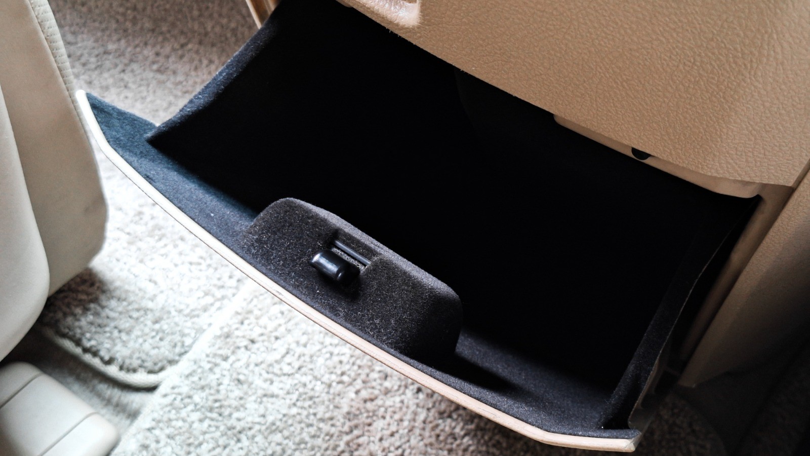 2012 Toyota Alphard 2012 Toyota Alphard