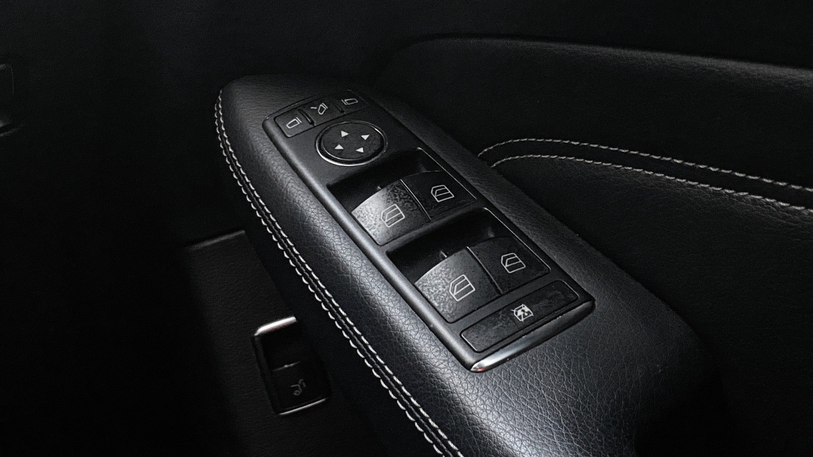 2012 Mercedes Benz ML-Class 2012 Mercedes Benz ML-Class