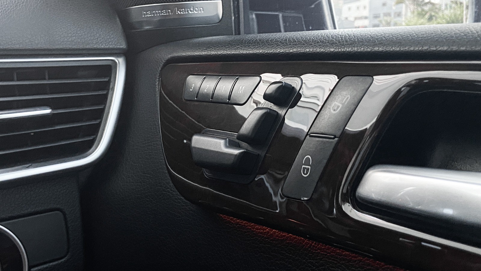 2012 Mercedes Benz ML-Class 2012 Mercedes Benz ML-Class