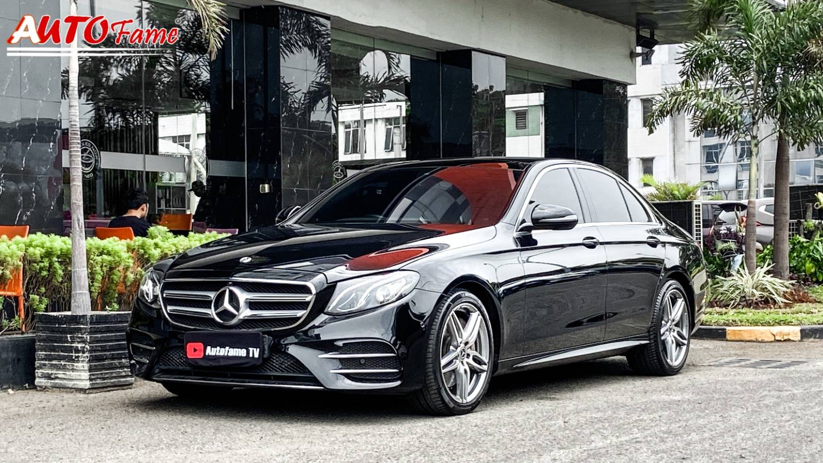 2018 Mercedes Benz E-Class E 300 AMG Line E 300 AMG Line bekas