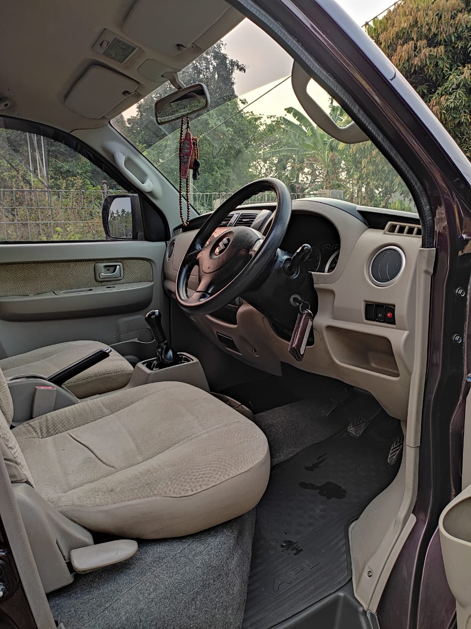 2011 Suzuki APV Arena 2011 Suzuki APV Arena