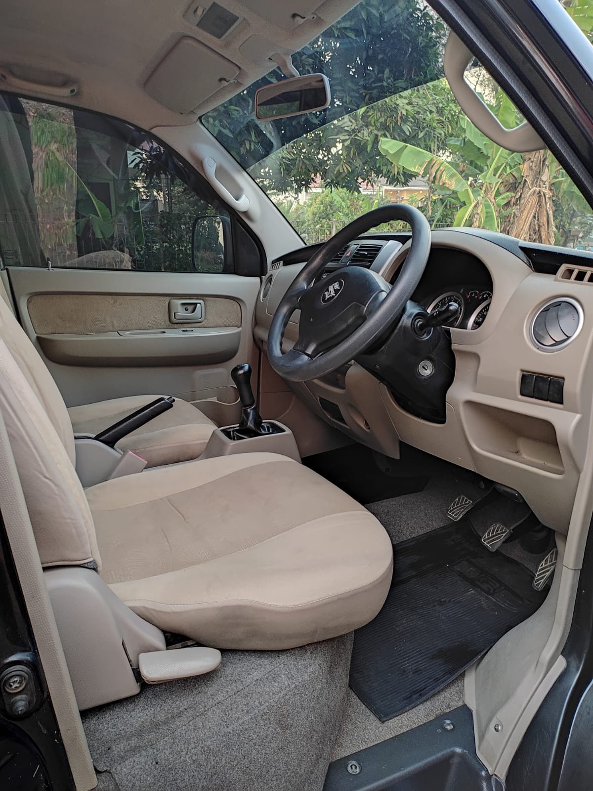 2013 Suzuki APV Arena 2013 Suzuki APV Arena