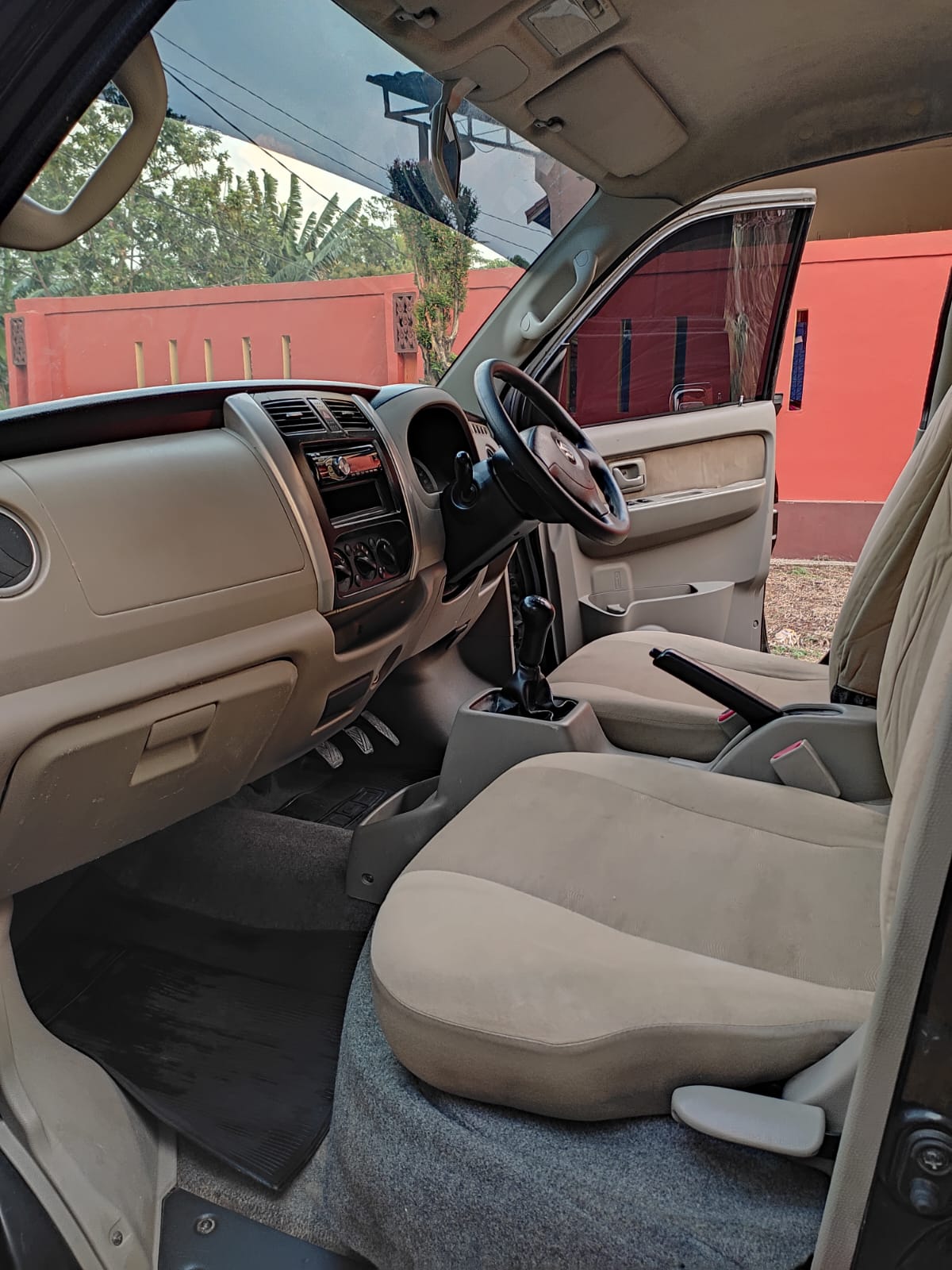 2013 Suzuki APV Arena 2013 Suzuki APV Arena