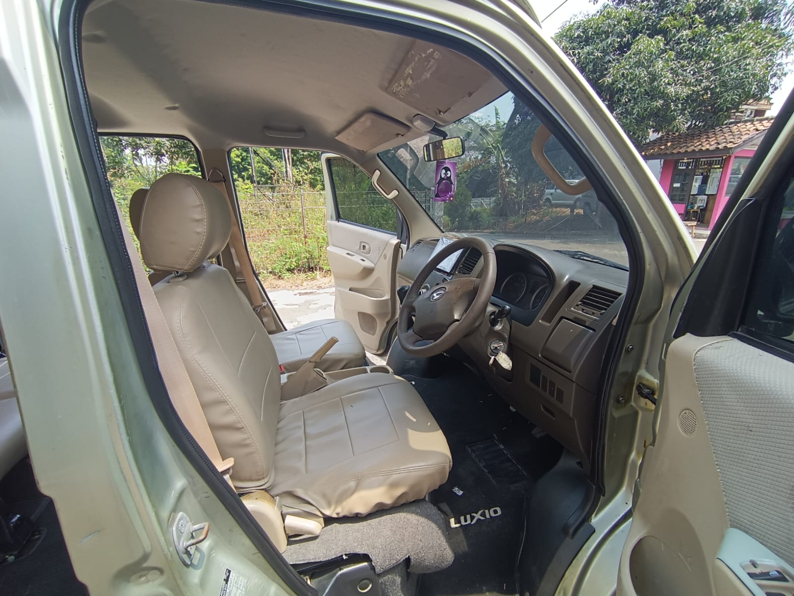 2009 Daihatsu Luxio 2009 Daihatsu Luxio