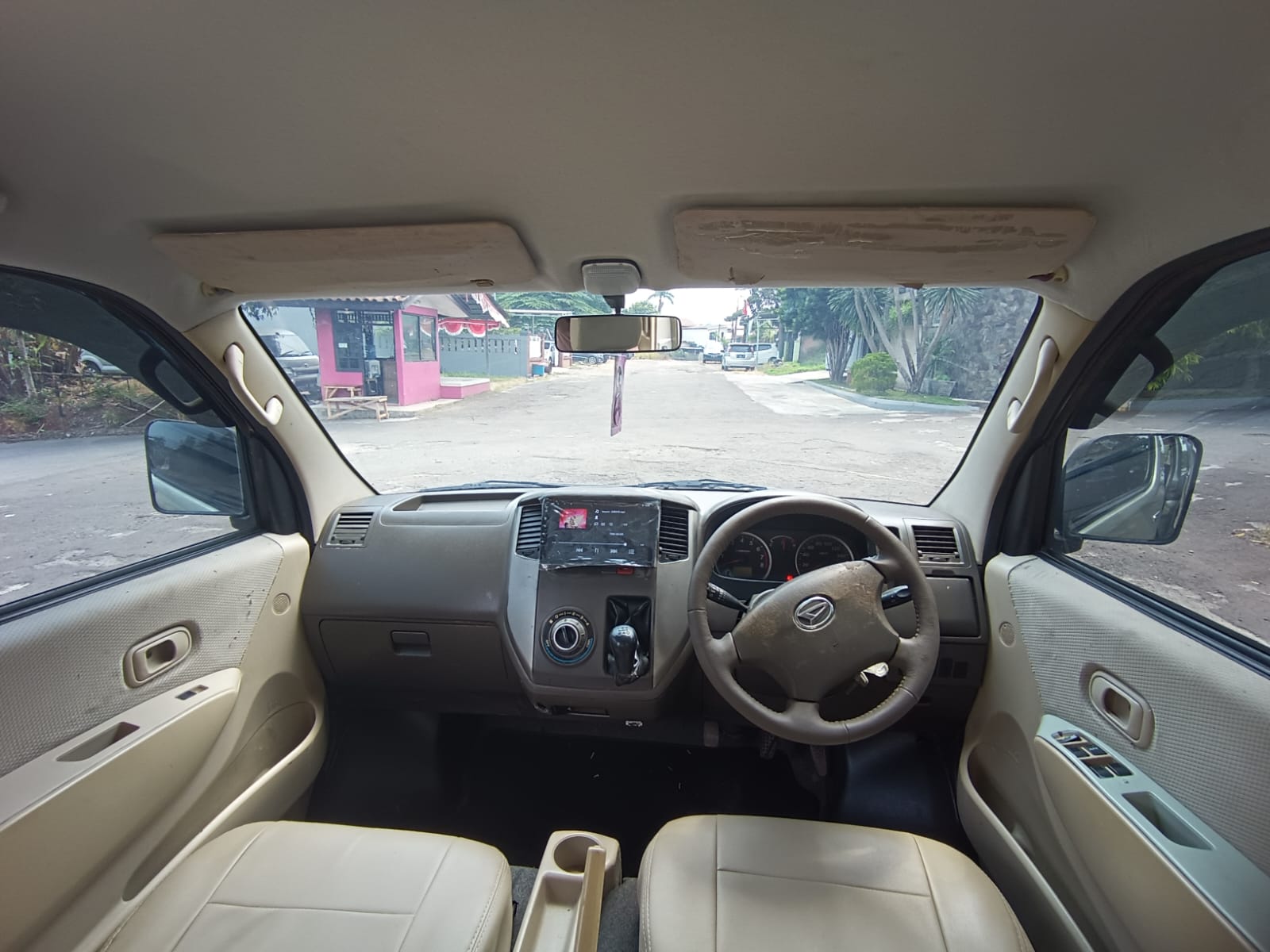 2009 Daihatsu Luxio 2009 Daihatsu Luxio