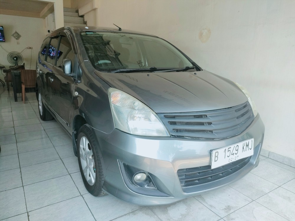 2012 Nissan Grand Livina