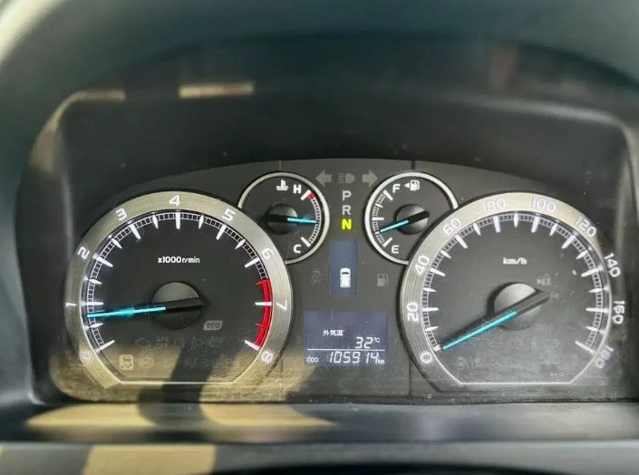 2014 Toyota Vellfire 2014 Toyota Vellfire