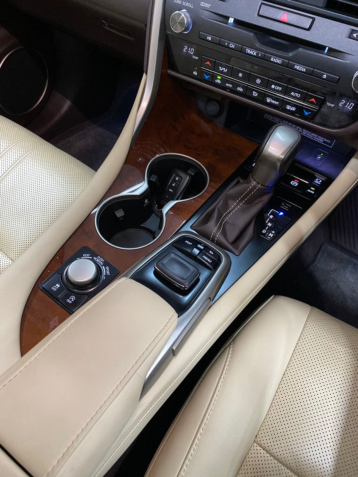 2017 Lexus NX 200T LUXURY 2017 Lexus NX 200T LUXURY