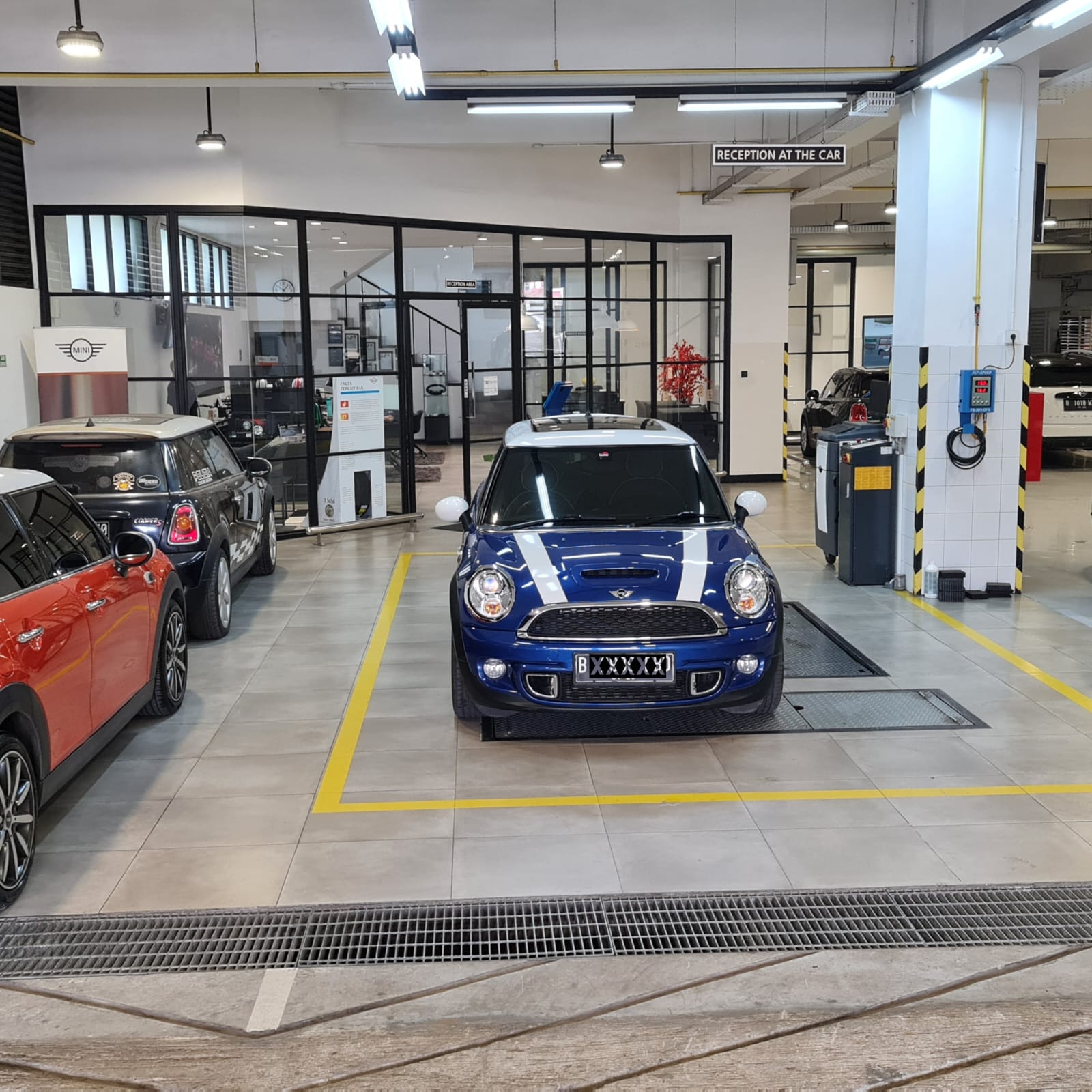 2011 MINI 3 Door Cooper S 2011 MINI 3 Door Cooper S