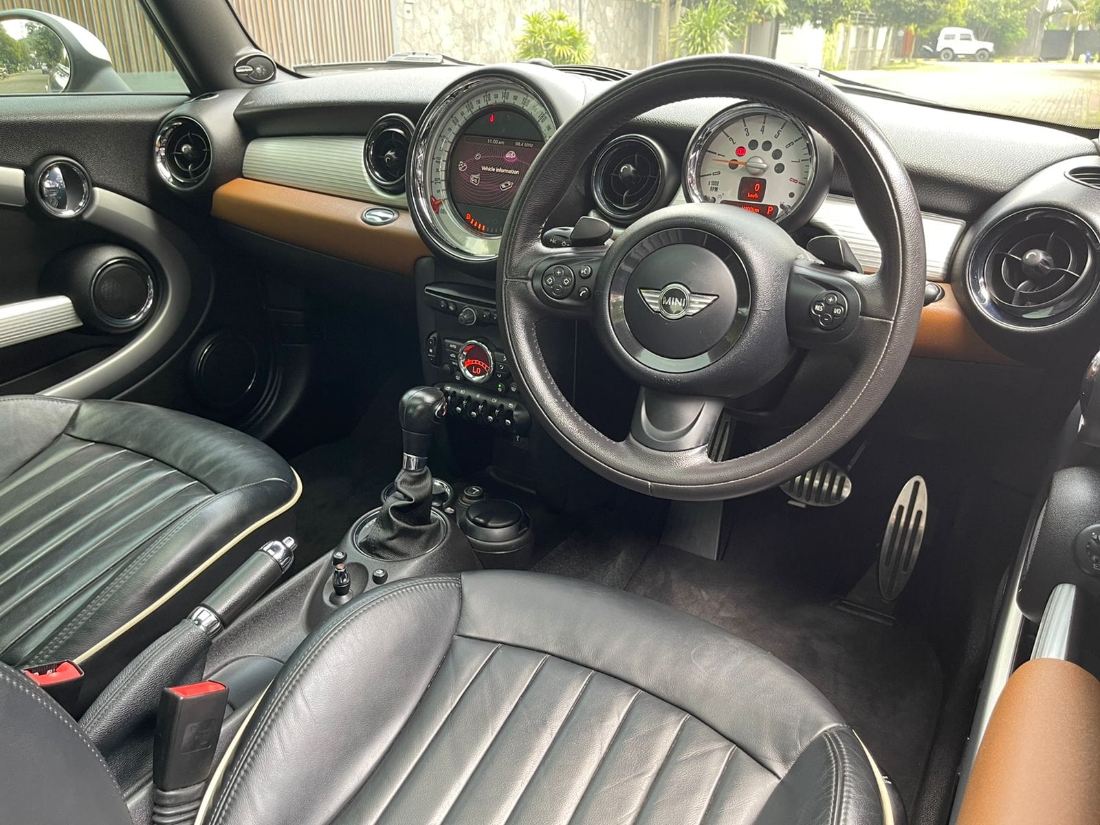 2011 MINI 3 Door Cooper S 2011 MINI 3 Door Cooper S