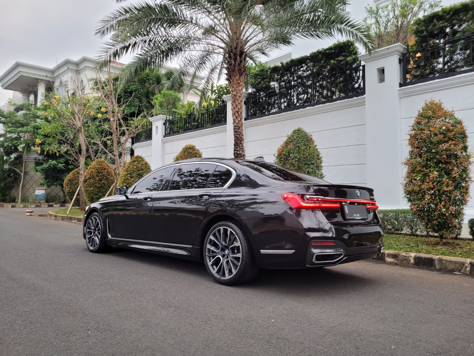 2019 BMW 7 Series Sedan 730Li M Sport 2019 BMW 7 Series Sedan 730Li M Sport