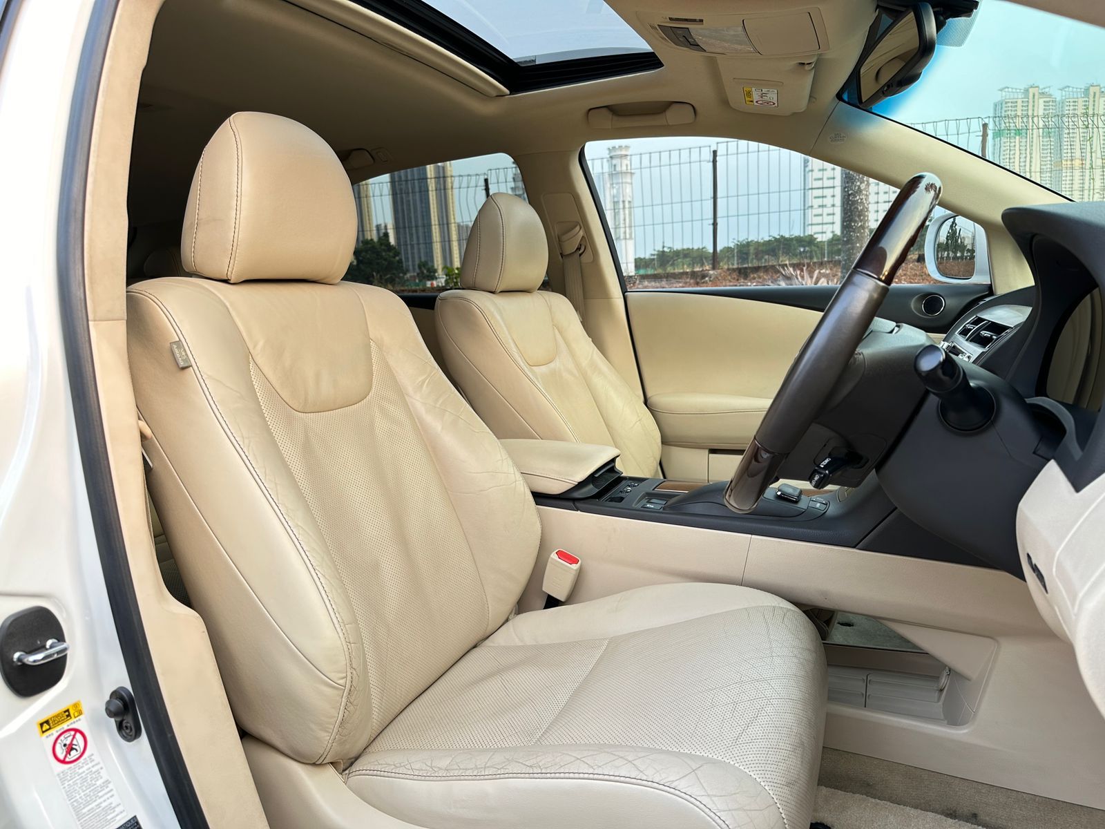 2014 Lexus RX 270 2.7 AT 2014 Lexus RX 270 2.7 AT