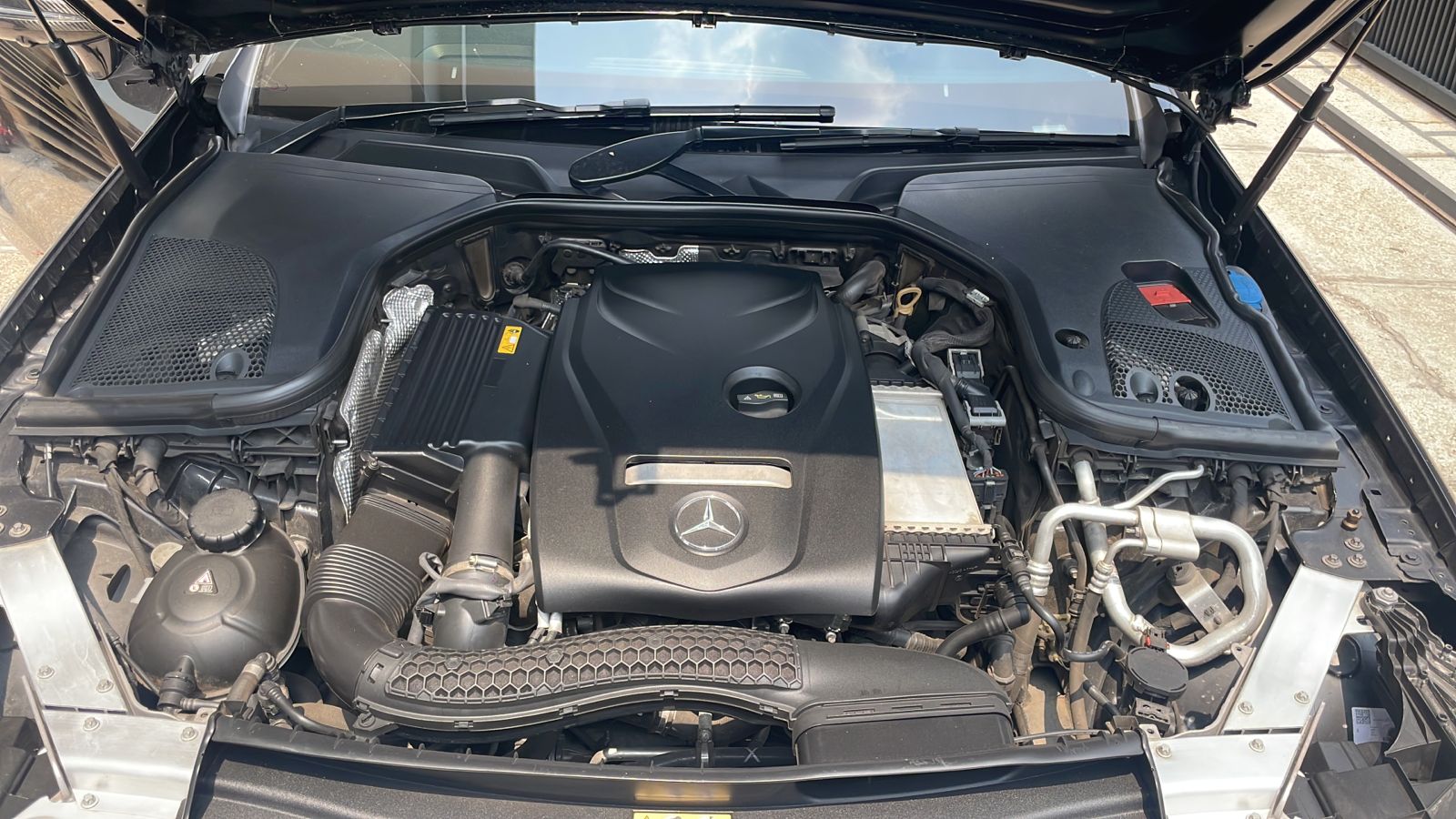 2019 Mercedes Benz E-Class  E 300 Coupe AMG Line 2019 Mercedes Benz E-Class  E 300 Coupe AMG Line