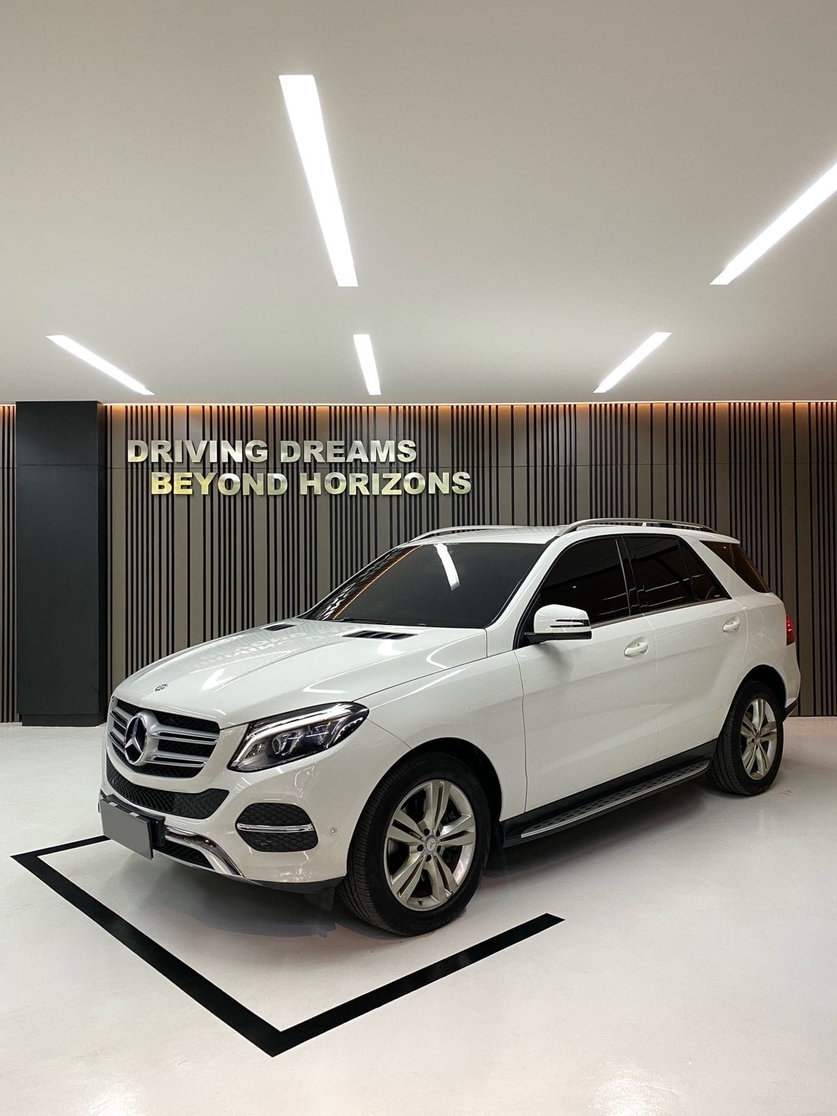 2016 Mercedes Benz GLE-Class  400 Exclusive 2016 Mercedes Benz GLE-Class  400 Exclusive