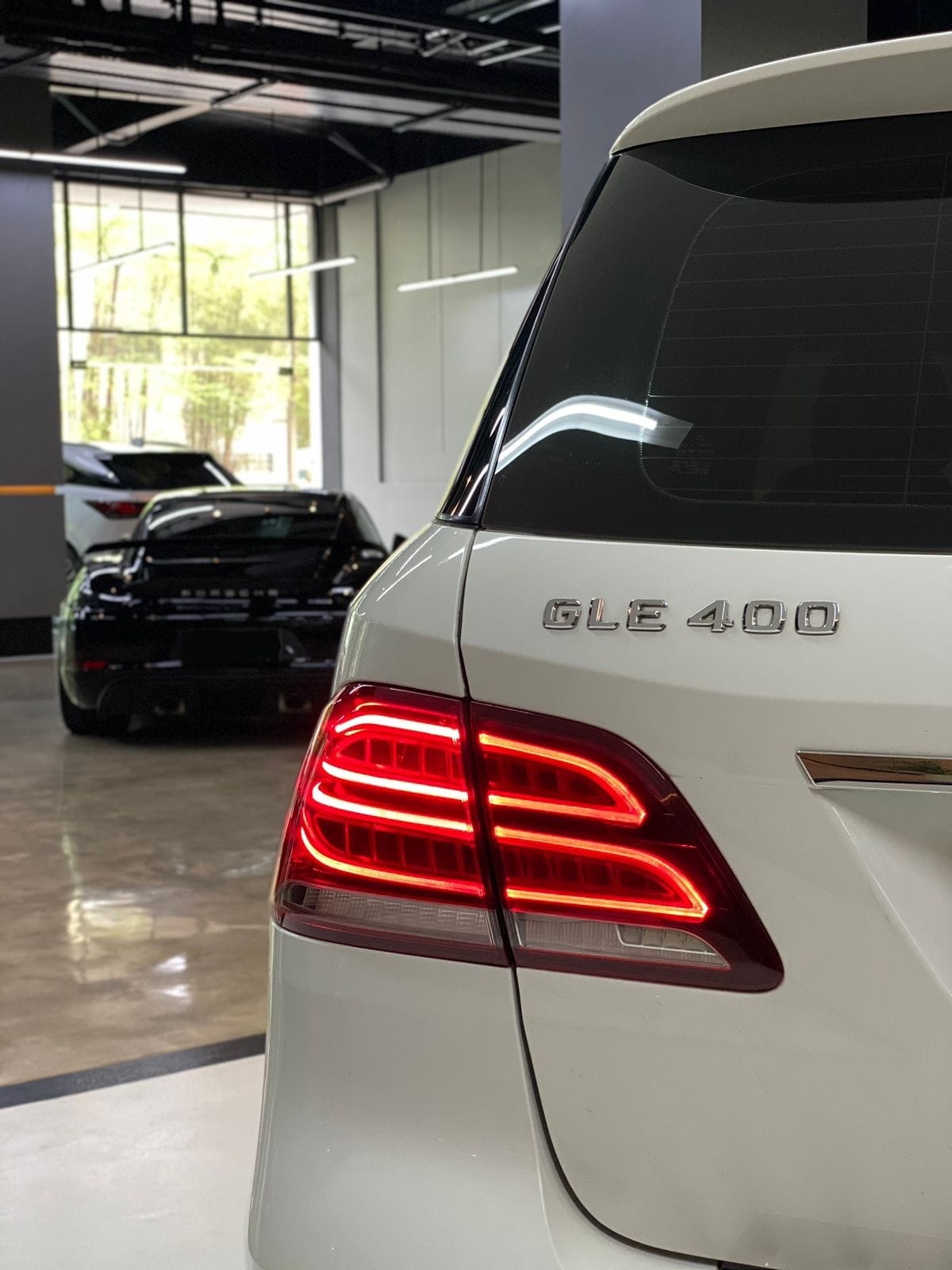 2016 Mercedes Benz GLE-Class  400 Exclusive 2016 Mercedes Benz GLE-Class  400 Exclusive